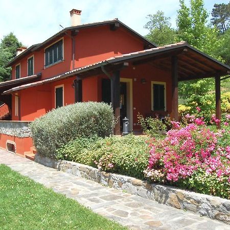 Villa Vitalina Ghivizzano 外观 照片